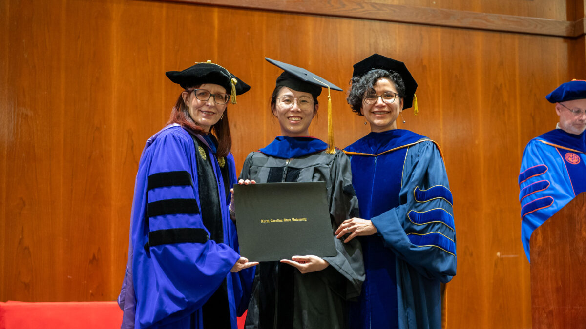 OR 2023 Fall Graduation | Ph.D. Student | Yiwei Zhang | 002